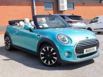 MINI Convertible 1.5 Cooper Exclusive Steptronic