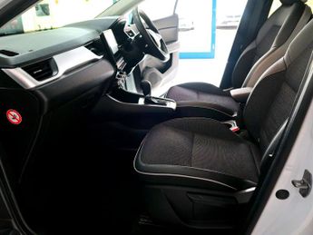 Renault Captur 1.6 Techno E-tech