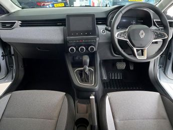 Renault Clio 1.6 Evolution E-tech