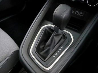 Renault Clio 1.6 Evolution E-tech