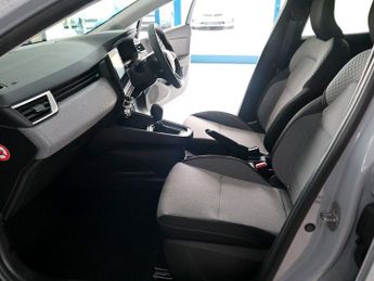 Renault Clio 1.6 Evolution E-tech