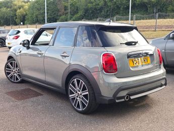 Mini Hatch 1.5 Cooper Exclusive Steptronic
