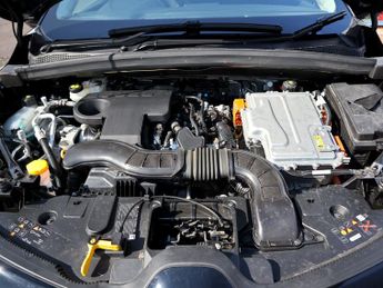Renault Captur 1.6 Evolution E-tech
