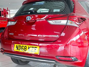 Toyota Auris 1.8 Icon Tech VVT-h