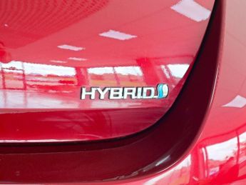 Toyota Auris 1.8 Icon Tech VVT-h