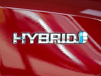 Toyota Auris 1.8 Icon Tech VVT-h