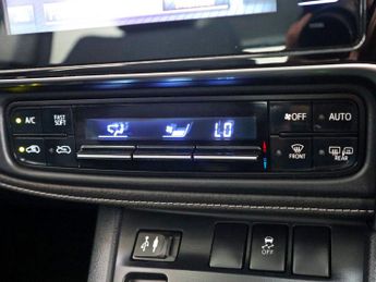 Toyota Auris 1.8 Icon Tech VVT-h