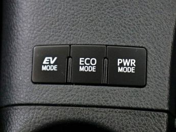 Toyota Auris 1.8 Icon Tech VVT-h