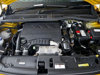 Peugeot 208 1.2 Gt Puretech