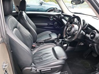 Mini Hatch 1.5 Cooper Exclusive Steptronic