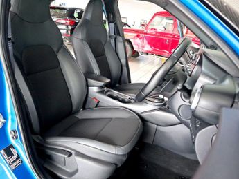 Nissan Juke 1.0 N-connecta DiG-T
