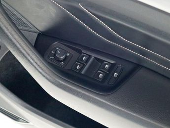 Volkswagen Passat 1.6 Sel TDI Dsg