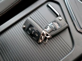 Volkswagen Tiguan 2.0 R-line Tech TDI Dsg