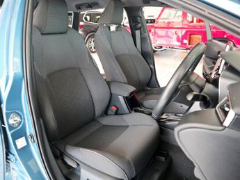 Toyota Corolla 1.8 Icon Tech Touring Sports VVT-h