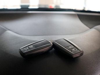 Toyota Corolla 1.8 Icon Tech Touring Sports VVT-h