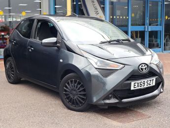 Toyota Aygo 1.0 X-play VVT-i X-shift