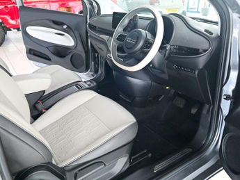 Fiat 500E  La Prima Cabrio 42kwh