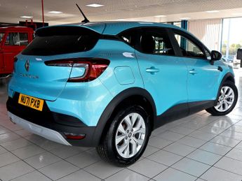 Renault Captur 1.3 Iconic TCE