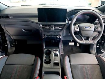 Ford Kuga 2.5 ST-Line X Duratec Hybrid
