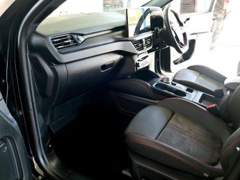 Ford Kuga 2.5 ST-Line X Duratec Hybrid