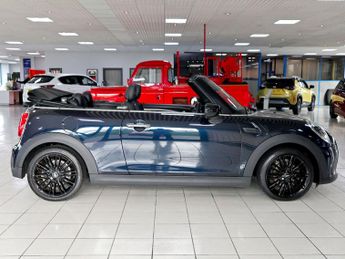 Mini Convertible 1.5 Cooper Exclusive Steptronic