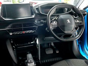Peugeot 2008 1.2 Allure Premium Puretech