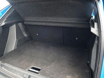 Peugeot 2008 1.2 Allure Premium Puretech