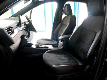 Ford Kuga 2.5 ST-Line X Edition Duratec Hybrid