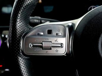 Mercedes-Benz A Class 1.3 A200 AMG Line Edition Executive 7g-dct