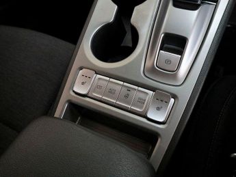 Hyundai Kona  Premium 64kwh Ev