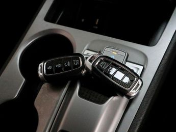 Hyundai Kona  Premium 64kwh Ev