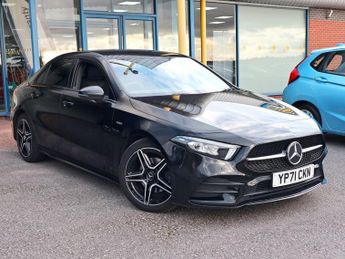 Mercedes A Class 2.0 A180 AMG Line Edition Executive 8g-dct