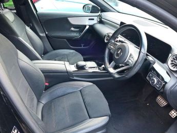 Mercedes-Benz A Class 2.0 A180 AMG Line Edition Executive 8g-dct