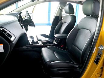 Kia XCeed 1.6 FiRSt Edition Gdi Hybrid 8.9kwh