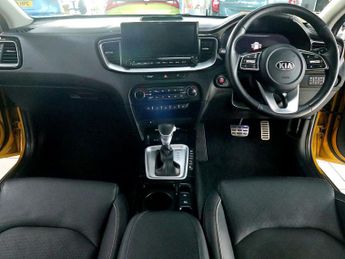 Kia XCeed 1.6 FiRSt Edition Gdi Hybrid 8.9kwh