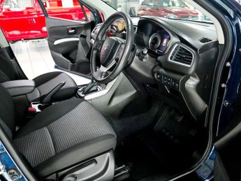 Suzuki SX4 S-Cross 1.4 Motion Boosterjet MHEV