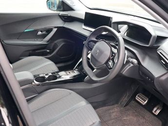 Peugeot 2008 1.2 Allure Premium + Puretech