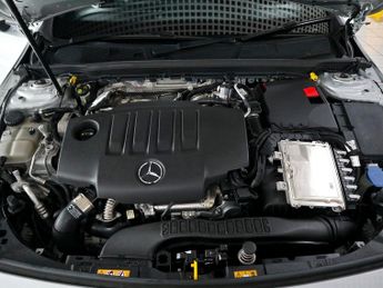 Mercedes-Benz A Class 2.0 A200 AMG Line Premium 8g-dct