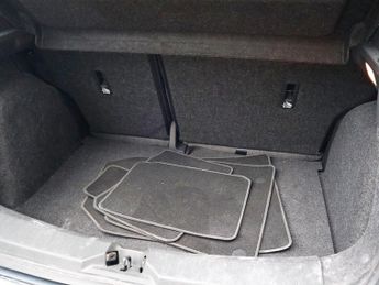 Nissan Micra 1.0 Tekna IG-T Xtronic