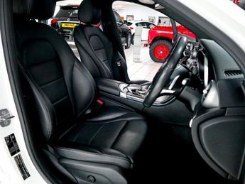 Mercedes-Benz C Class 2.1 C220 AMG Line Premium Plus G-tronic+