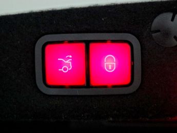 Mercedes-Benz C Class 2.1 C220 AMG Line Premium Plus G-tronic+