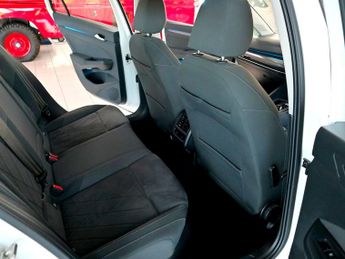 Volkswagen Golf 2.0 Style TDI Dsg