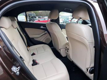 Mercedes-Benz GLA Class 2.1 Gla 200 Sport Executive D 7g-dct