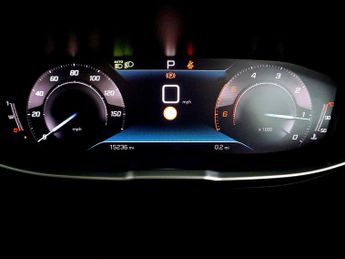 Peugeot 3008 1.5 Allure Premium + BlueHDi