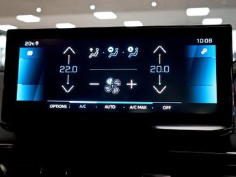 Peugeot 3008 1.5 Allure Premium + BlueHDi