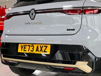 Renault Megane  Iconic E-tec 60kwh