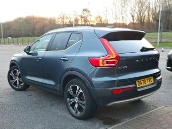 Volvo XC40 2.0 Inscription B4 MHEV AWD