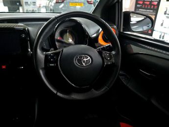 Toyota Aygo 1.0 Jbl Edition VVT-i X-shift