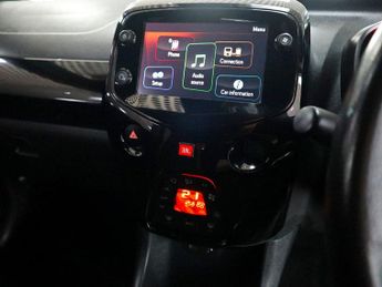 Toyota Aygo 1.0 Jbl Edition VVT-i X-shift