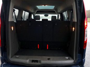 Ford Grand Tourneo Connect 1.5 Titanium Ecoblue